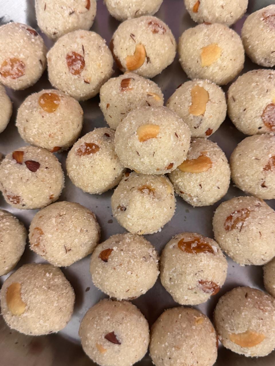 Rava Laddu
